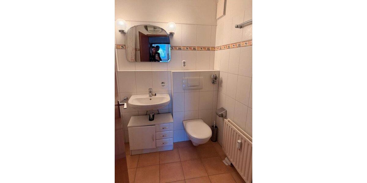 Hochparterre Bergisch Gladbach Frankenforst - 2 Zimmer, 65 m&sup2;, 1.190&euro; | Angebot:26022976