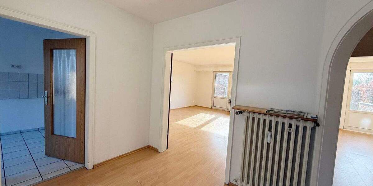 Mehrfamilienhaus, Wohnhaus Monheim am Rhein Baumberg - 9 Zimmer, 227 m&sup2;, 690.000&euro; | Angebot:25675243