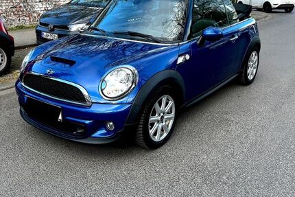 Mini Cooper SD Cabrio 107.500 km 10.200 &euro; Köln 50668