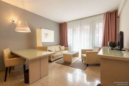 Zimmer Düsseldorf Stadtmitte - 2 Zimmer, 1.390&euro; | Angebot:27370535