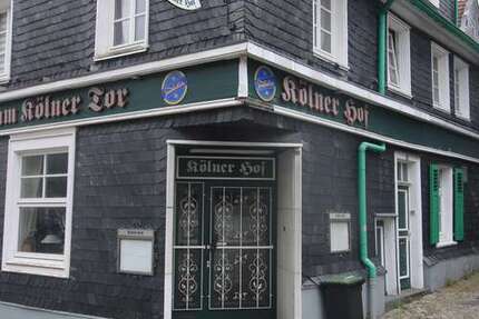 Haus Remscheid Lennep - 8 Zimmer, 286 m&sup2;, 300.000&euro; | Angebot:23113783