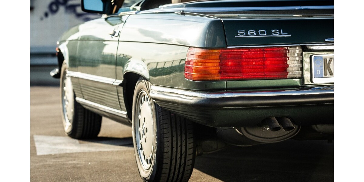 Mercedes-Benz SL 560 163.000 km 36.000 &euro; Köln 50667