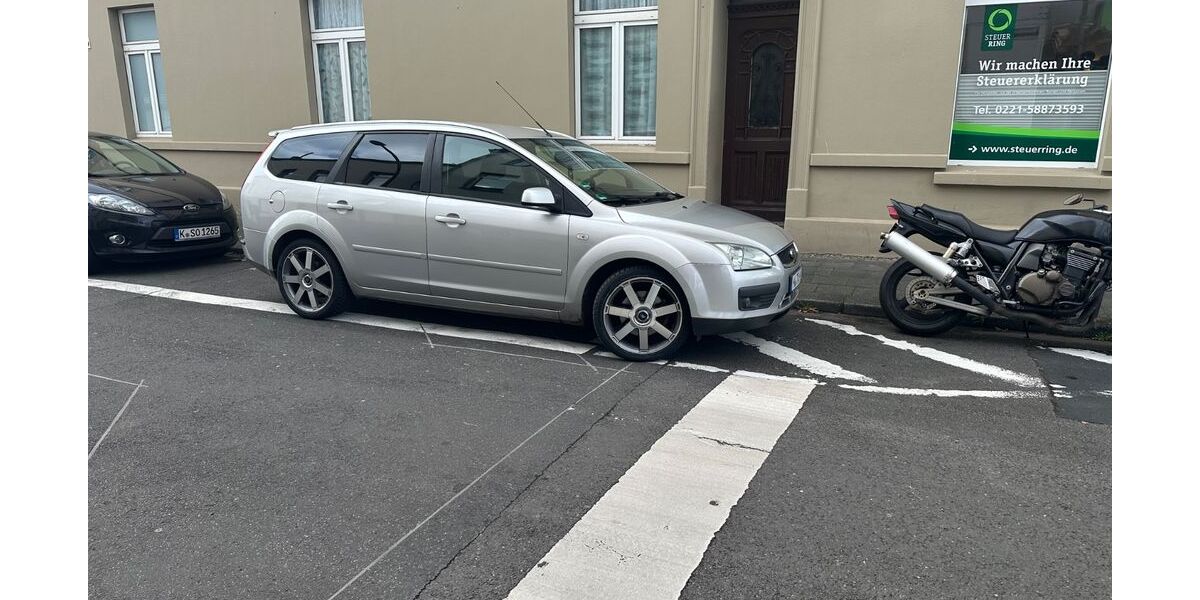 Ford Focus 263.000 km 1.790 &euro; Köln 51069