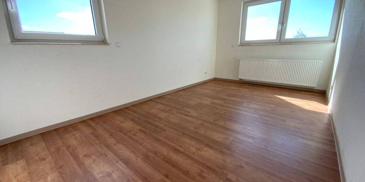 Etagenwohnung Meerbusch Osterath - 3 Zimmer, 98 m&sup2;, 1.415&euro; | Angebot:26246069