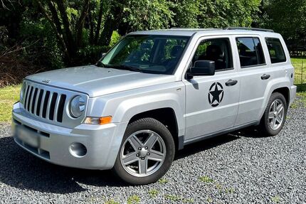 Jeep Patriot 195.000 km 5.800 &euro; Grevenbroich 41517