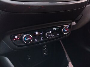 Opel Crossland X Ultimate-Paket Komfort-Paket Head-Up N 9.615 km 21.480 &euro; HAAN 42781