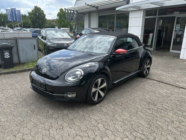 VW Beetle 106.811 km 15.900 &euro; Düsseldorf 40472