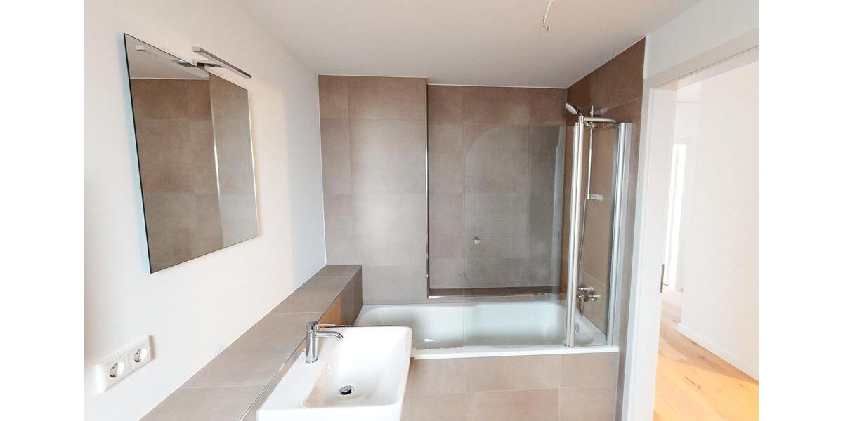 Erdgeschoßwohnung Düsseldorf Stadtbezirk 3 - 4 Zimmer, 93 m&sup2;, 1.850&euro; | Angebot:25991736