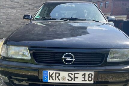 Opel Astra 128.000 km 2.450 &euro; Meerbusch 40668