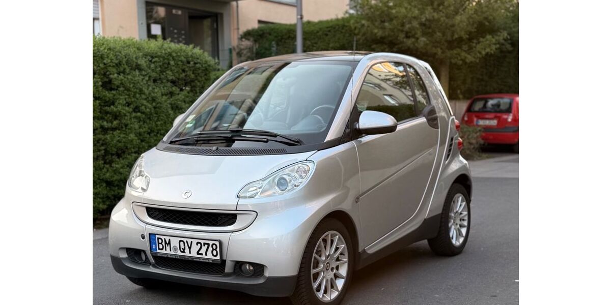 Smart ForTwo 84.000 km 6.100 &euro; Köln 50735