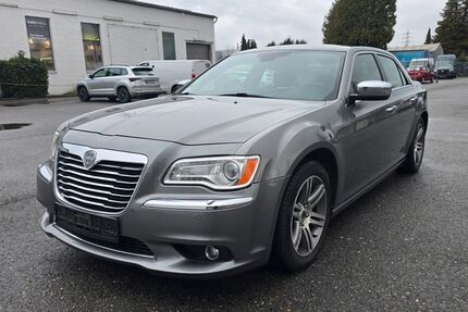 Lancia Thema 160.000 km 8.990 &euro; Düsseldorf - Bezirk 8 40231