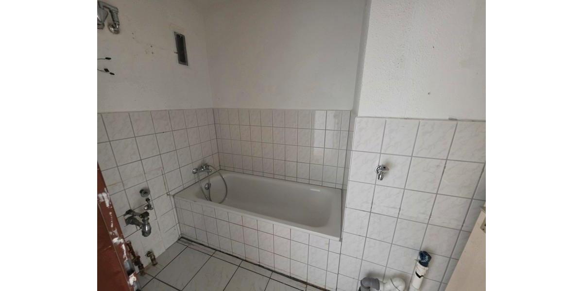 Etagenwohnung Düsseldorf Stadtbezirk 9 - 3 Zimmer, 79 m&sup2;, 494&euro; | Angebot:26290015
