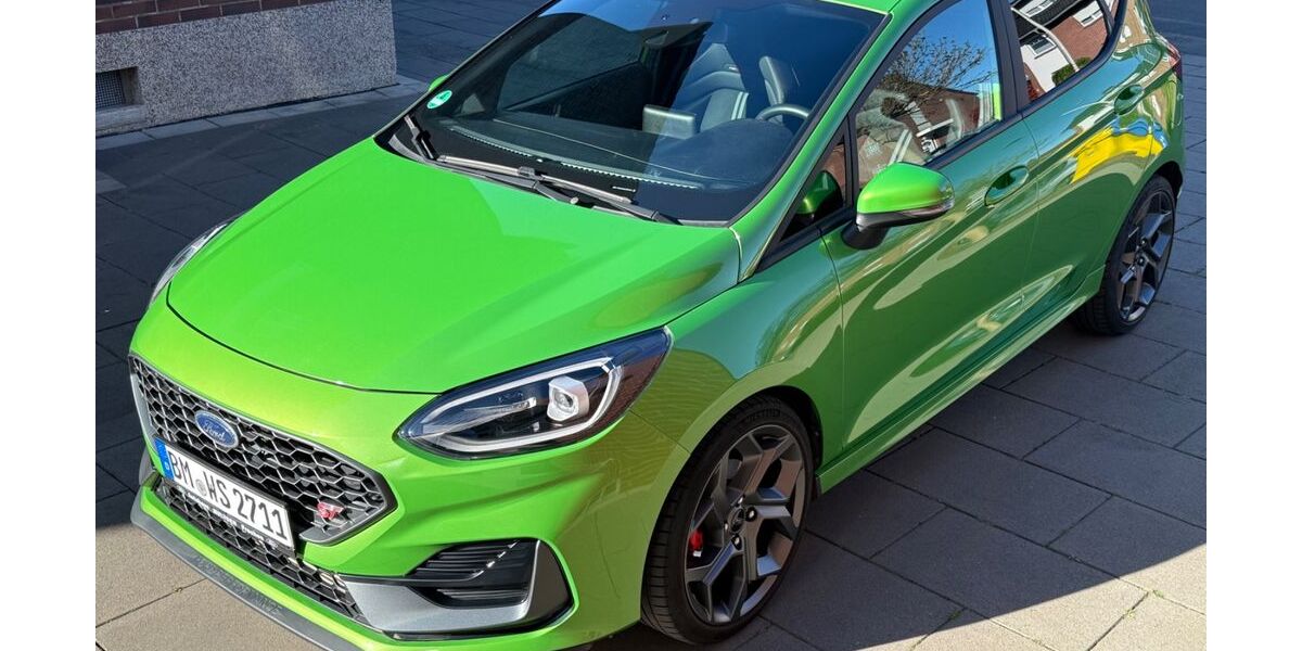 Ford Fiesta 15.000 km 22.900 &euro; Frechen 50226