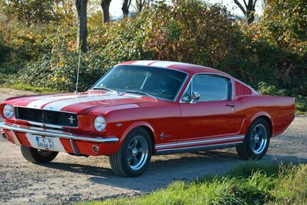 Ford Mustang 134.000 km 50.999 &euro; Köln 50859