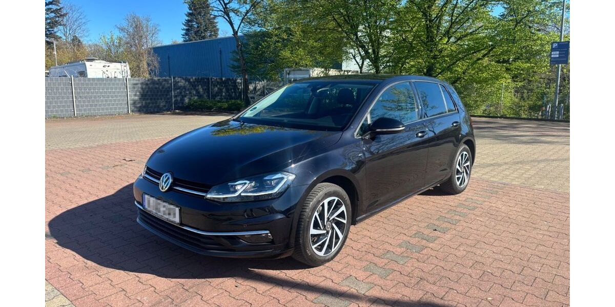 VW Golf 102.782 km 13.999 &euro; Köln 51067