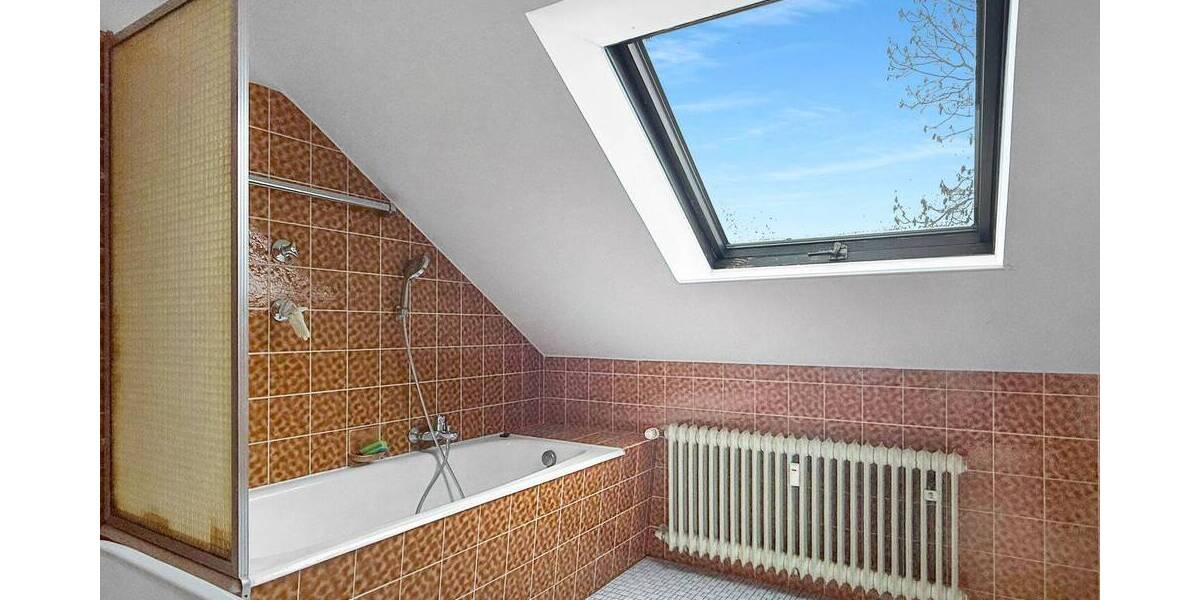 Etagenwohnung Köln Dünnwald - 4 Zimmer, 156 m&sup2;, 520.000&euro; | Angebot:26291475