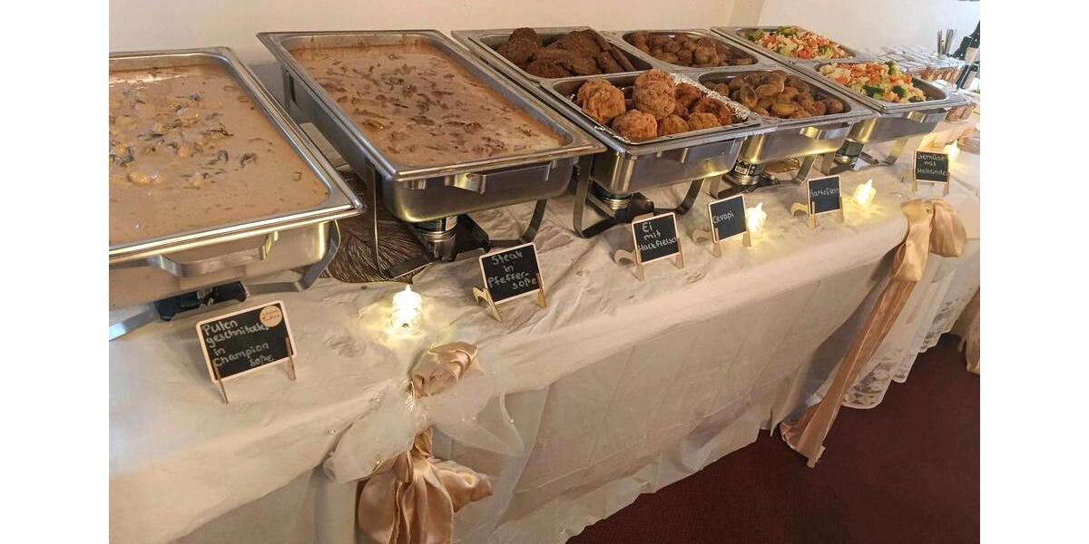 Einfamilienhaus Radevormwald - 8 Zimmer, 350 m&sup2;, 3.500&euro; | Angebot:25957722