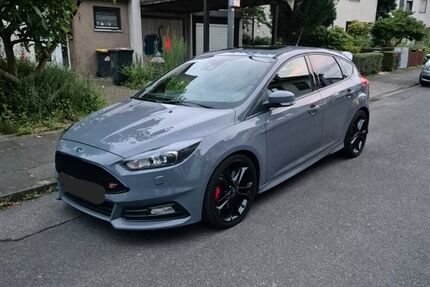 Ford Focus 175.000 km 12.000 &euro; Köln 51145