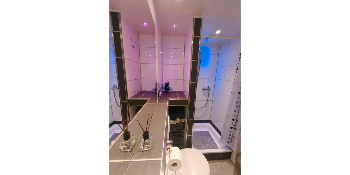 Etagenwohnung Düsseldorf Pempelfort - 1 Zimmer, 36 m&sup2;, 1.200&euro; | Angebot:25047333