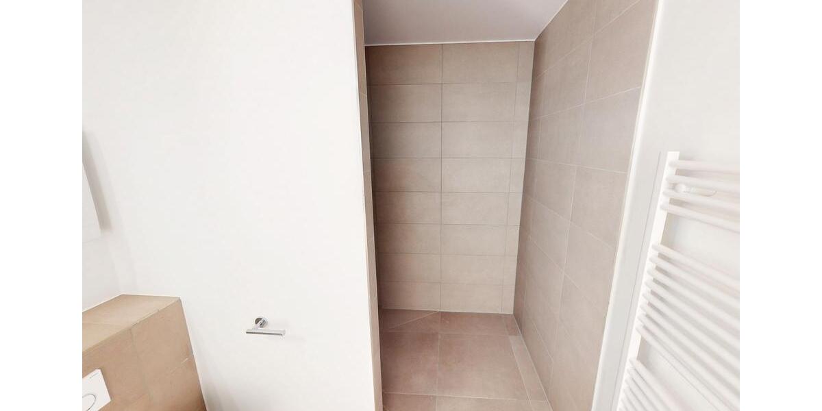 Erdgeschoßwohnung Düsseldorf Stadtbezirk 3 - 2 Zimmer, 67 m&sup2;, 1.400&euro; | Angebot:25614444