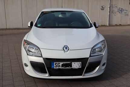 Renault Megane 79.500 km 6.600 &euro; Solingen 42651