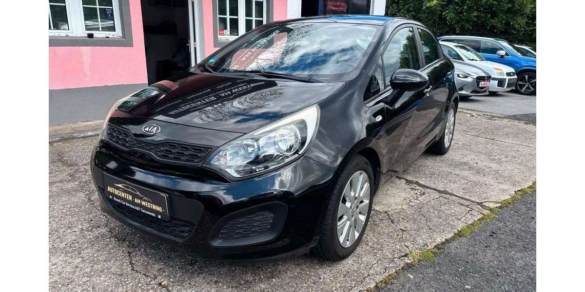 Kia Rio 88.000 km 4.900 &euro; Wuppertal 42329