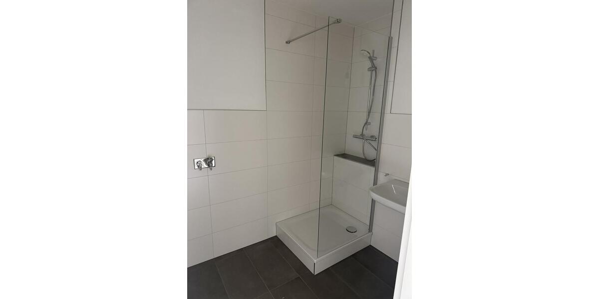 Etagenwohnung Düsseldorf Stadtbezirk 8 - 2.5 Zimmer, 57 m&sup2;, 717&euro; | Angebot:26290028