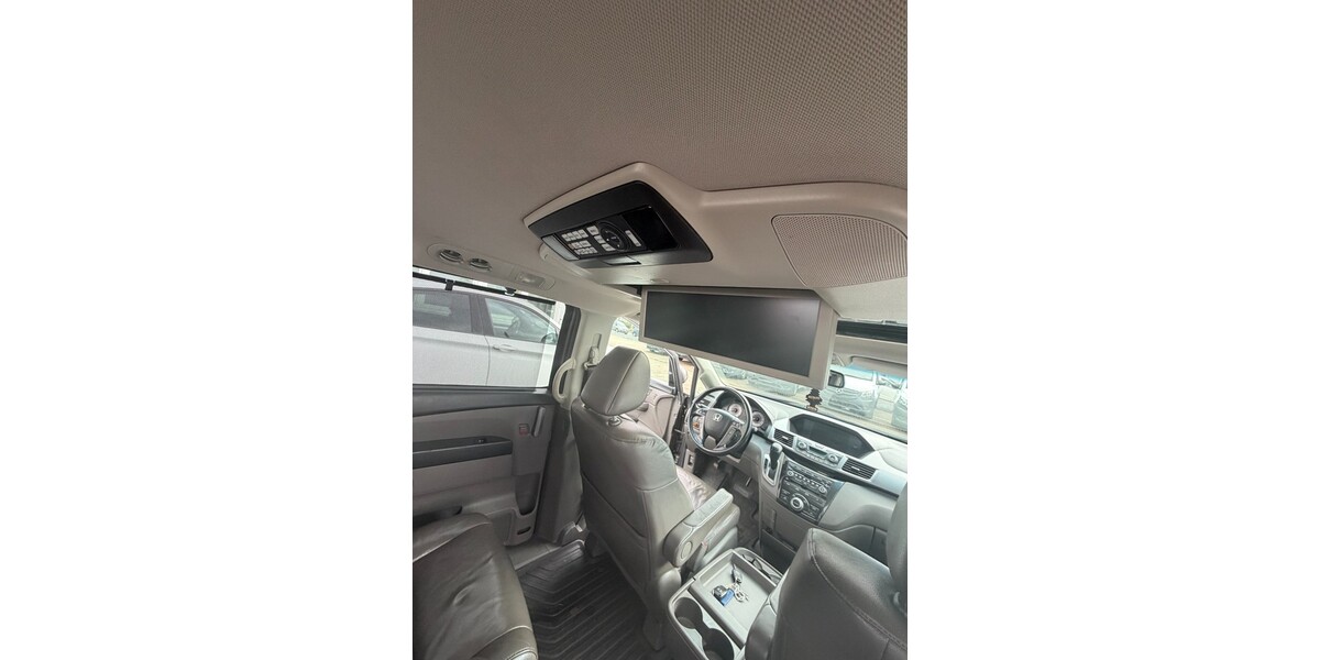 Honda Odyssey 208.000 km 11.999 &euro; Willich 47877