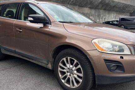 Volvo XC60 337.290 km 5.900 &euro; wuppertal 42285