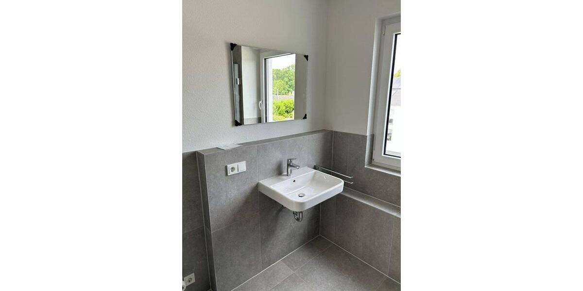 Reihenmittelhaus Korschenbroich - 5 Zimmer, 189 m&sup2;, 2.299&euro; | Angebot:26834104
