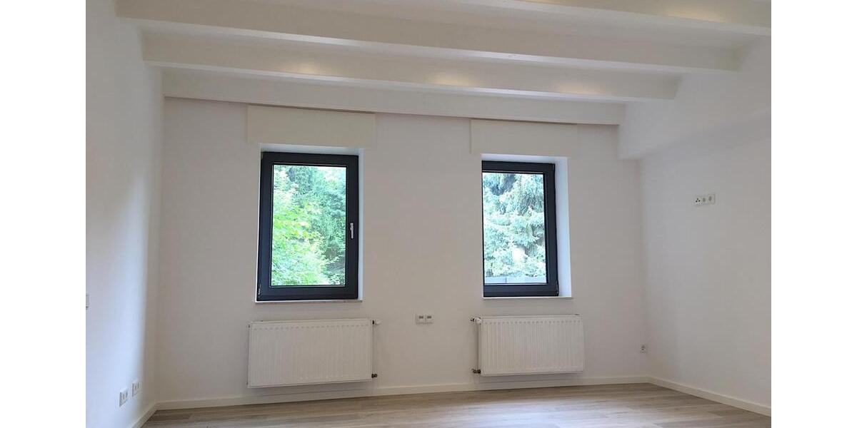 Etagenwohnung Meerbusch - 3 Zimmer, 205 m&sup2;, 1.910&euro; | Angebot:25899126
