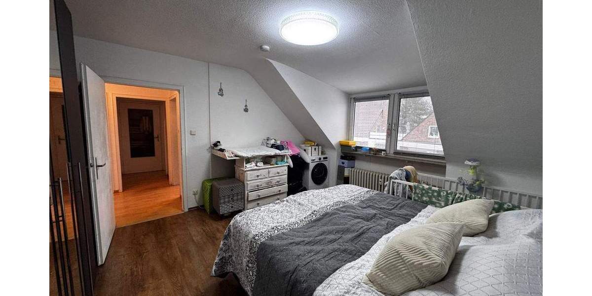 Etagenwohnung Düsseldorf Mörsenbroich - 3 Zimmer, 83 m&sup2;, 3.200.000&euro; | Angebot:25695477