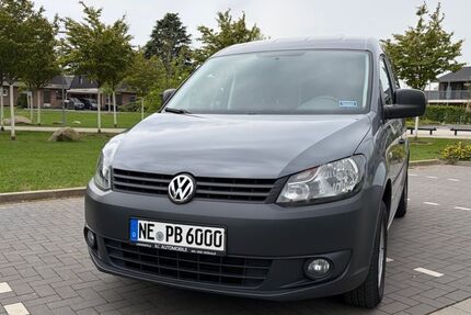 VW Caddy 77.820 km 8.900 &euro; Kaarst 41564