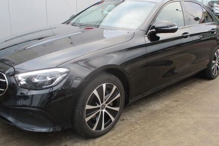 Mercedes-Benz E 300 148.668 km 30.470 &euro; Köln 51105