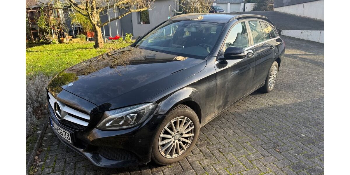Mercedes-Benz C 200 193.000 km 11.100 &euro; Burscheid 51399