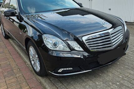 Mercedes-Benz E 250 125.432 km 11.200 &euro; Ratingen 40881