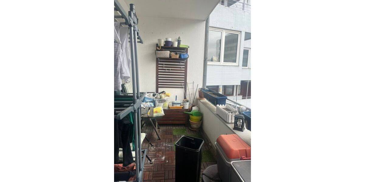 Etagenwohnung Düsseldorf Derendorf - 3 Zimmer, 92 m&sup2;, 1.150&euro; | Angebot:26787900
