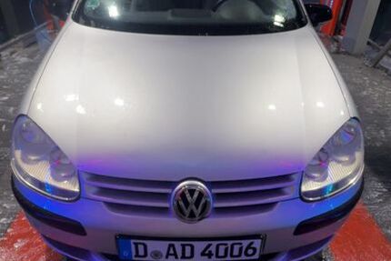 VW Golf 197.000 km 1.100 &euro; Düsseldorf 40227