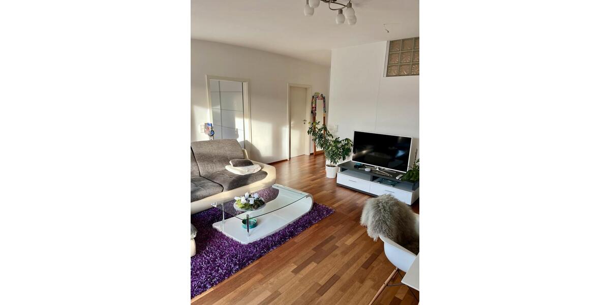 Etagenwohnung Düsseldorf Stadtbezirk 8 - 2 Zimmer, 56 m&sup2;, 1.300&euro; | Angebot:25392994