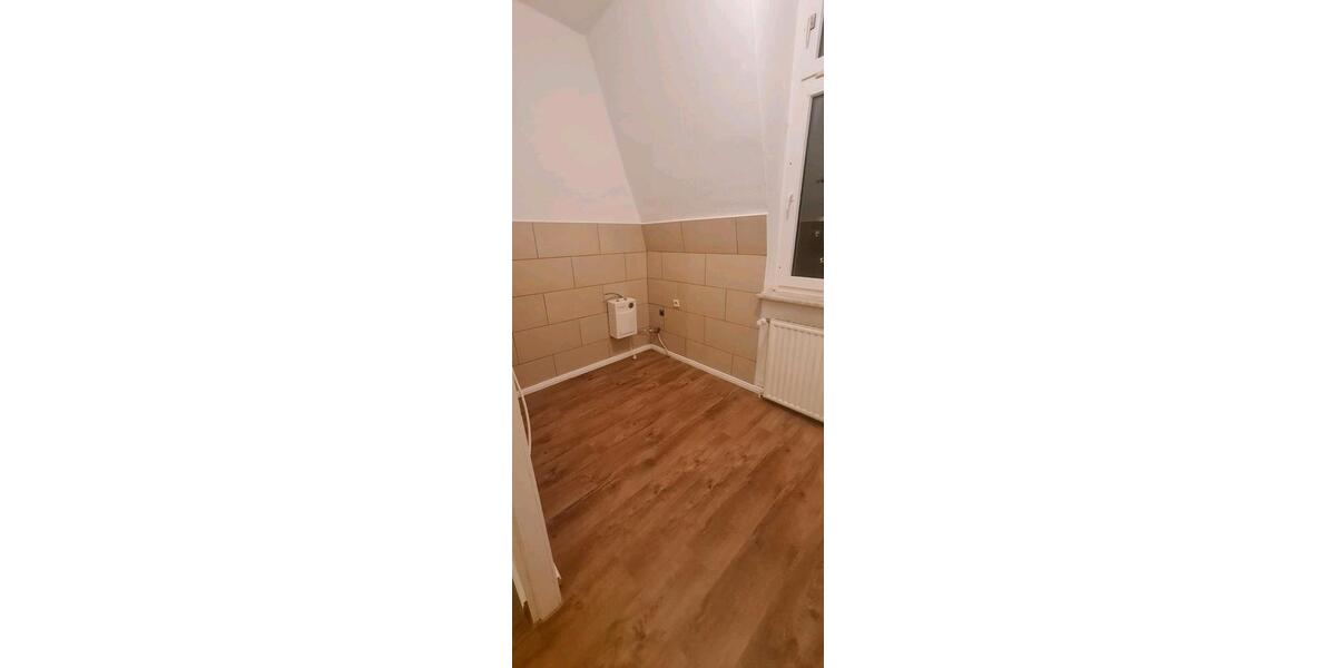 Dachgeschoßwohnung Wuppertal Gemarkung Langerfeld - 2 Zimmer, 52 m&sup2;, 490&euro; | Angebot:25839808