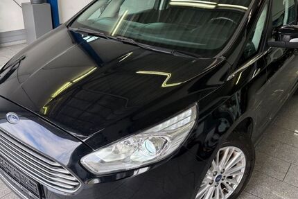Ford Galaxy 172.035 km 14.990 &euro; Köln 50829