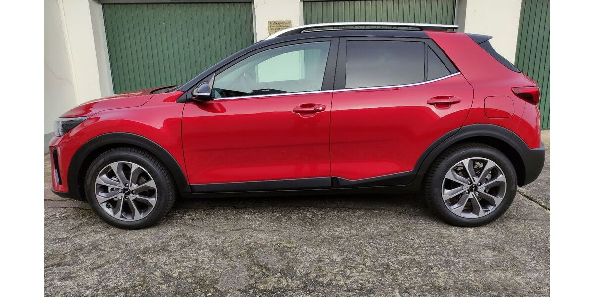 Kia Stonic 36.500 km 17.000 &euro; Köln 50735
