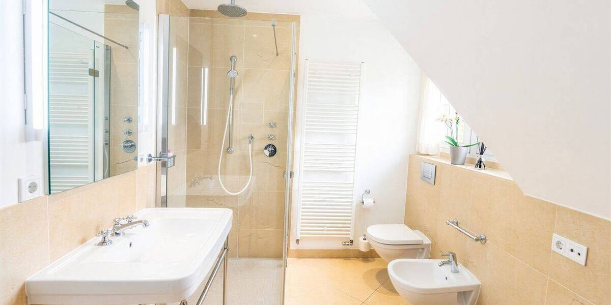 Einfamilienhaus Meerbusch Büderich - 9 Zimmer, 335 m&sup2;, 2.550.000&euro; | Angebot:26229702