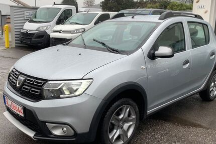 Dacia Sandero 81.000 km 7.650 &euro; Bergisch Gladbach 51465