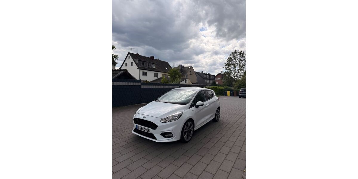 Ford Fiesta 100.000 km 10.900 &euro; Bergisch Gladbach 51469
