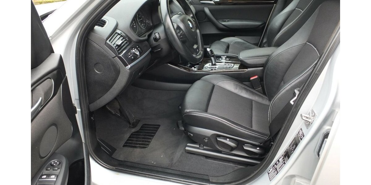 BMW X3 xDrive 20 d XENON NAVI TEILLEDER PDC STEPTRONIC 174.544 km 13.450 &euro; Köln 50858