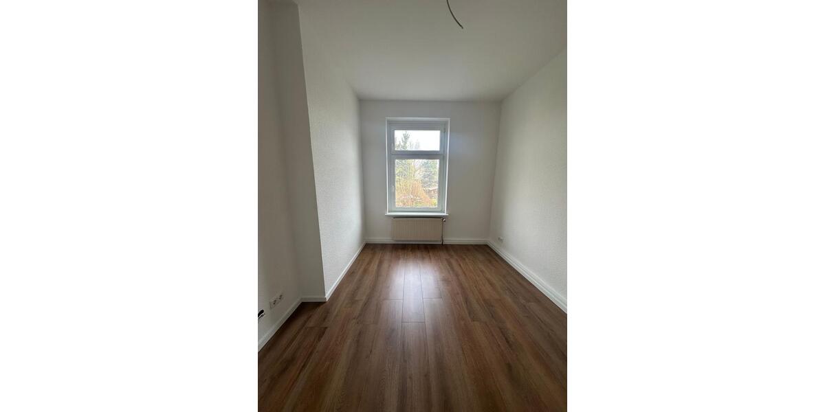 Etagenwohnung Schwelm - 4 Zimmer, 82 m&sup2;, 690&euro; | Angebot:25305561