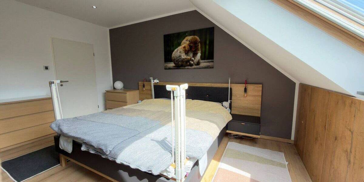Etagenwohnung Erkrath Hochdahl - 4 Zimmer, 100 m&sup2;, 425.000&euro; | Angebot:26819114