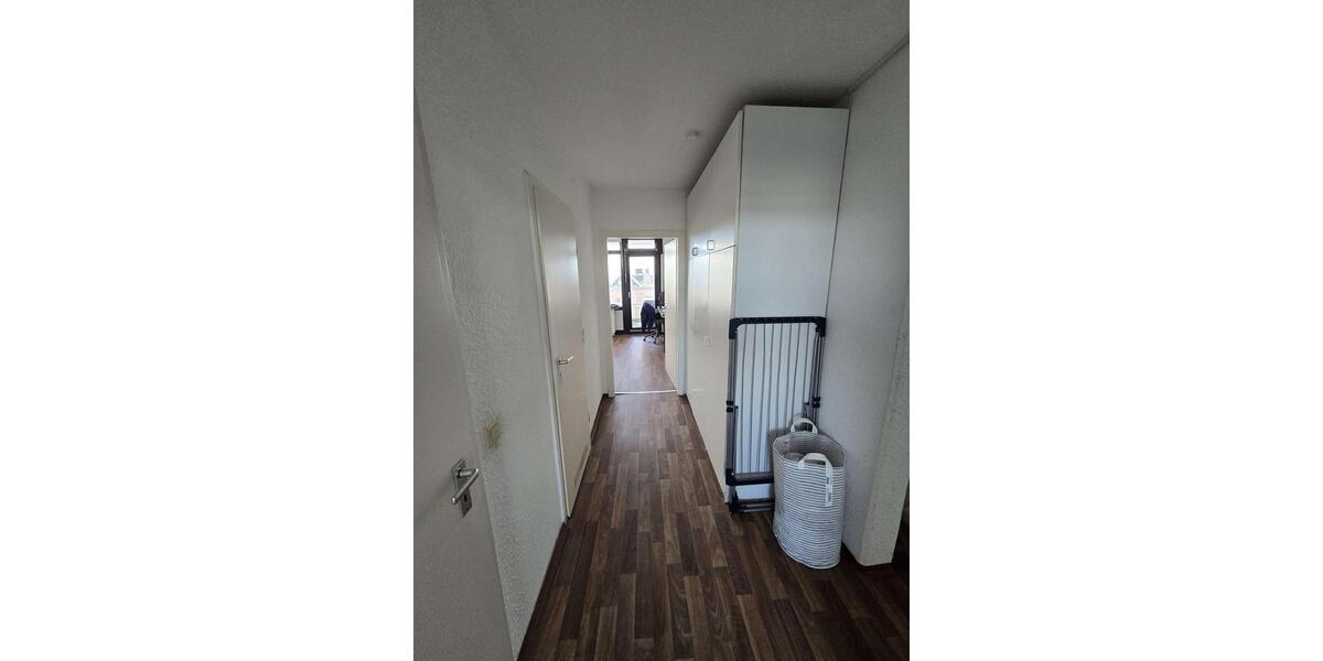 Etagenwohnung Köln Lindenthal - 3 Zimmer, 75 m&sup2;, 1.100&euro; | Angebot:25988831