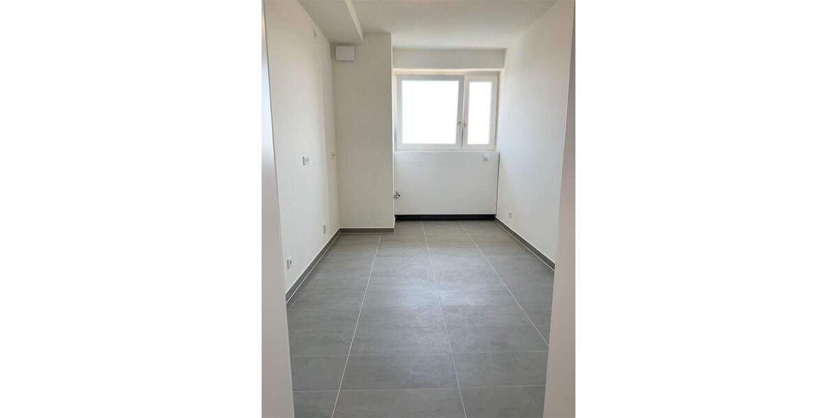Etagenwohnung Köln Bayenthal - 3 Zimmer, 98 m&sup2;, 1.680&euro; | Angebot:25834753